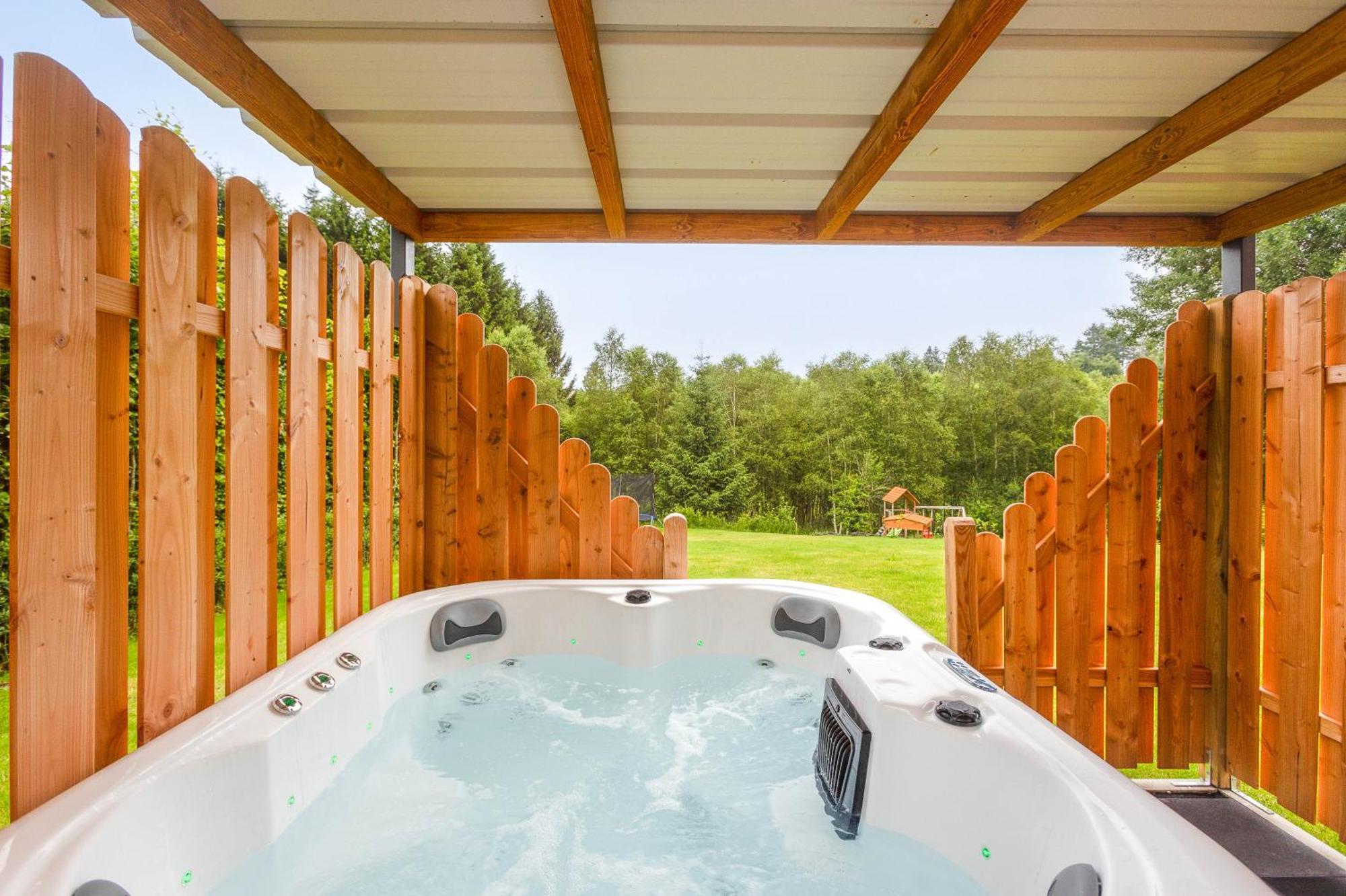 Urlaub Am Schwarzbach Mit Sauna Und Whirlpool Haus Felix Küchelscheid Exteriér fotografie